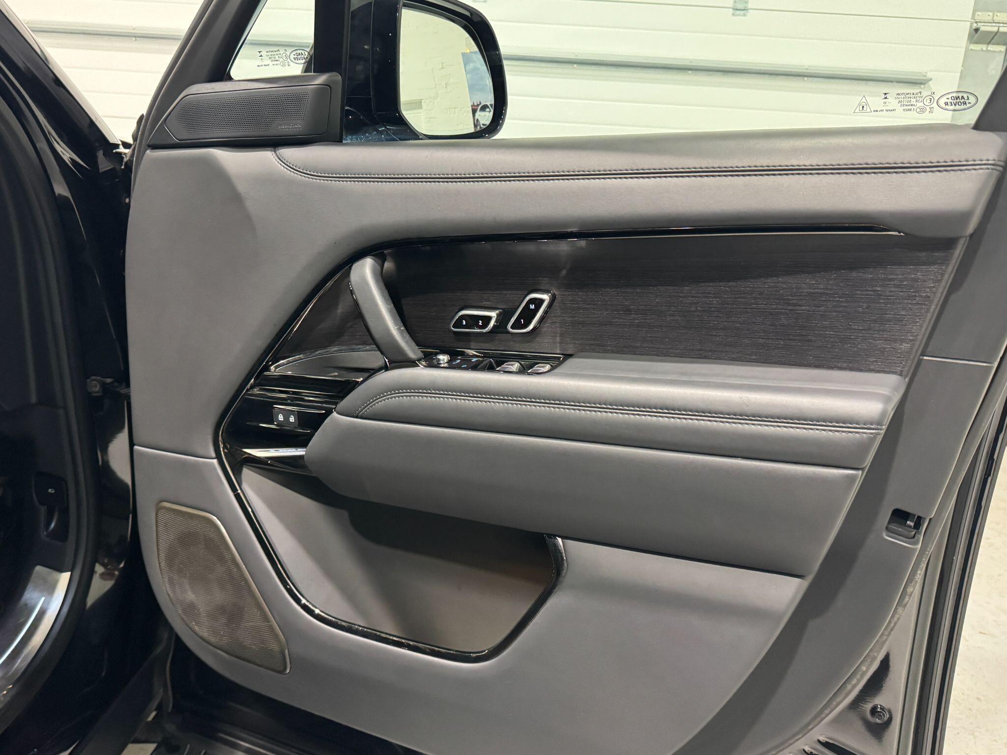 Land Rover Range Rover - Image 56