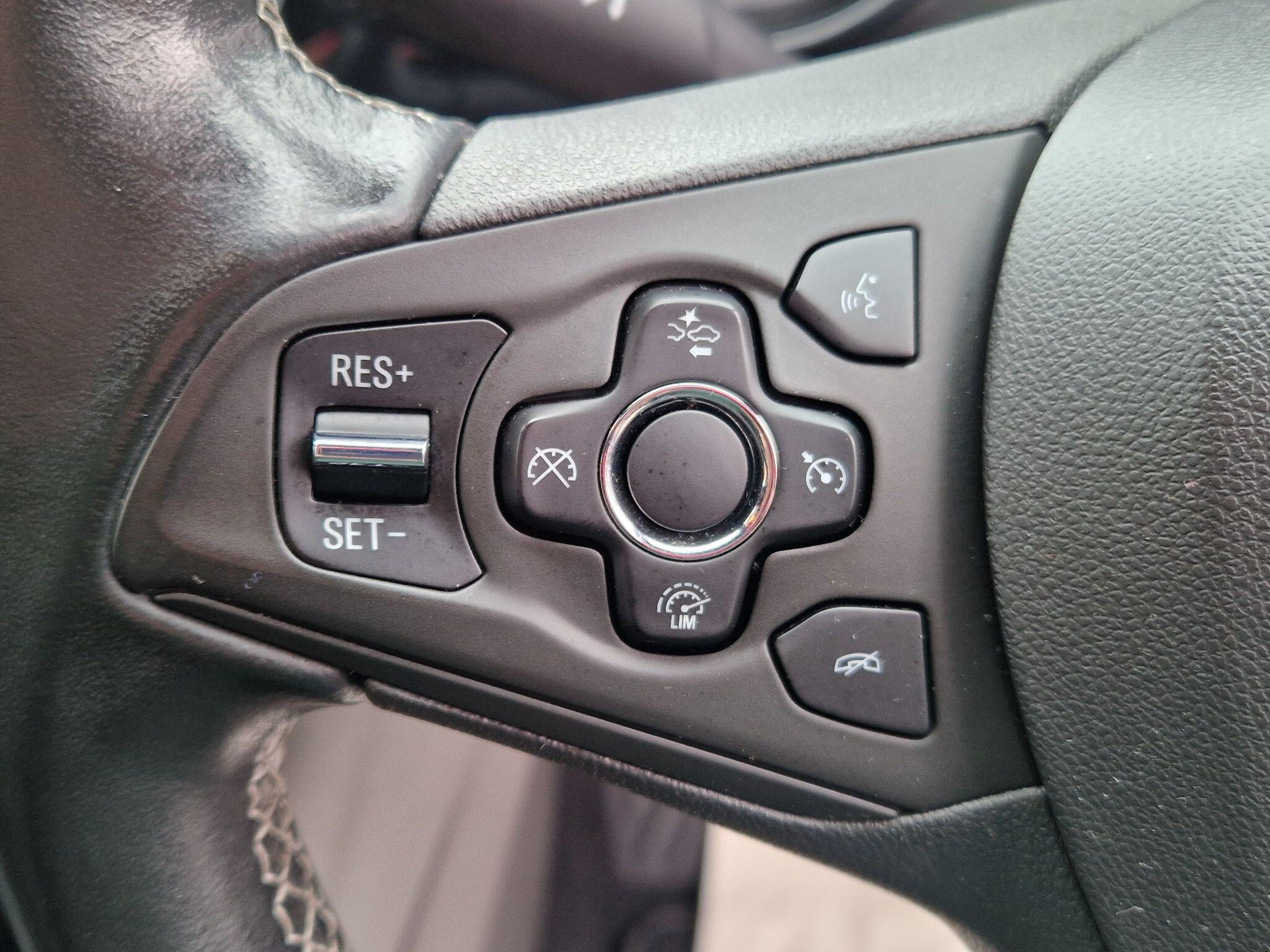 Vauxhall Astra - Image 48