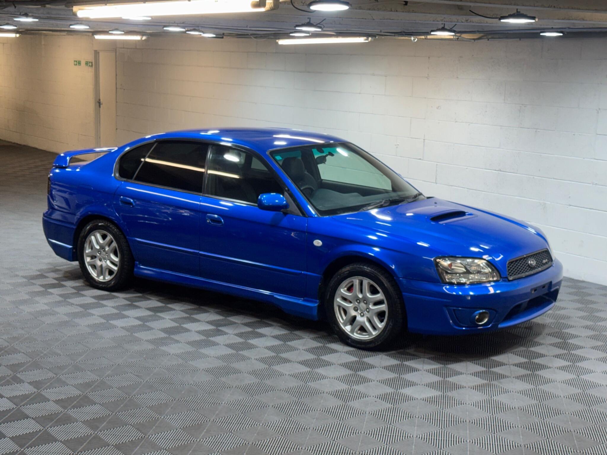 Subaru Legacy - Image 12