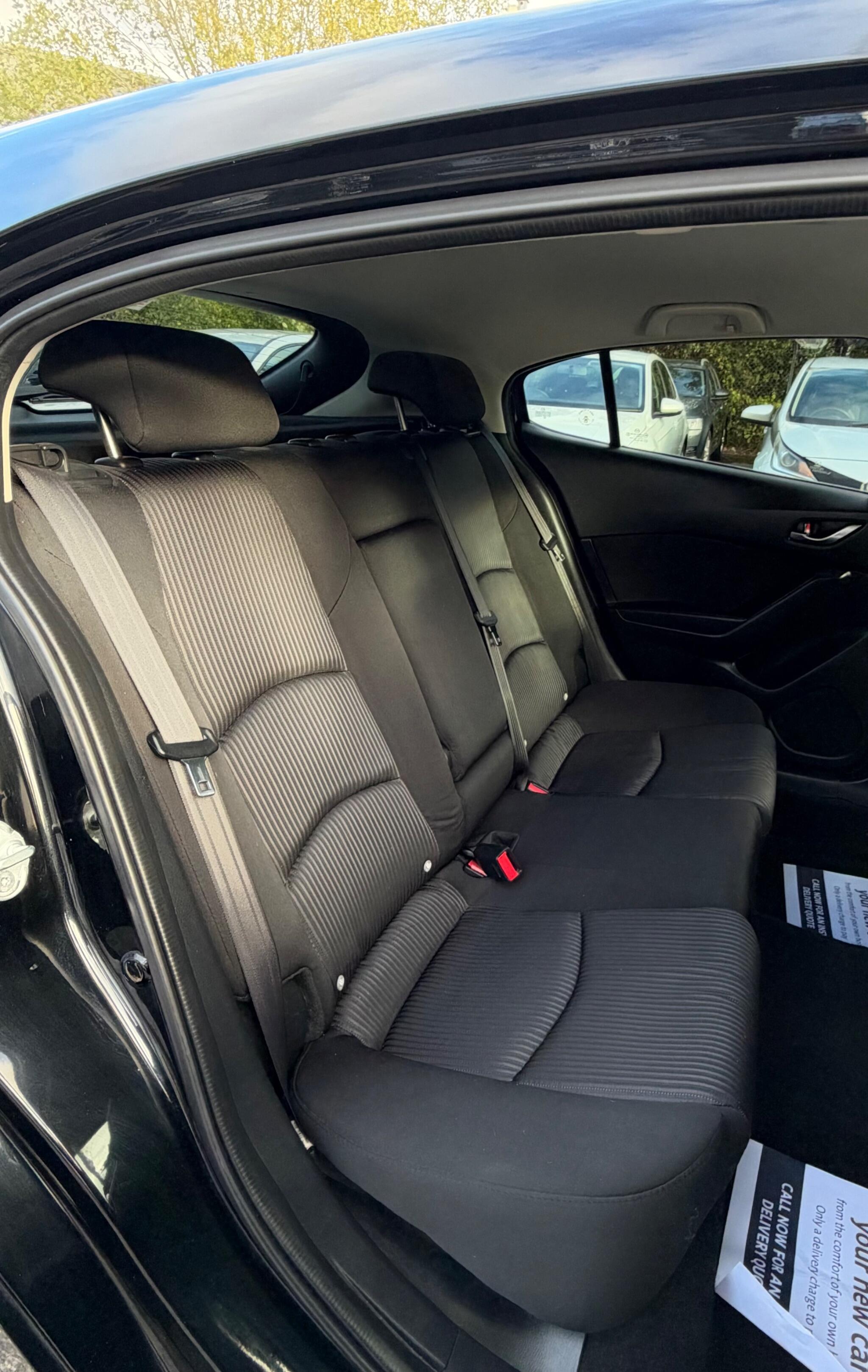 Mazda MAZDA3 - Image 8