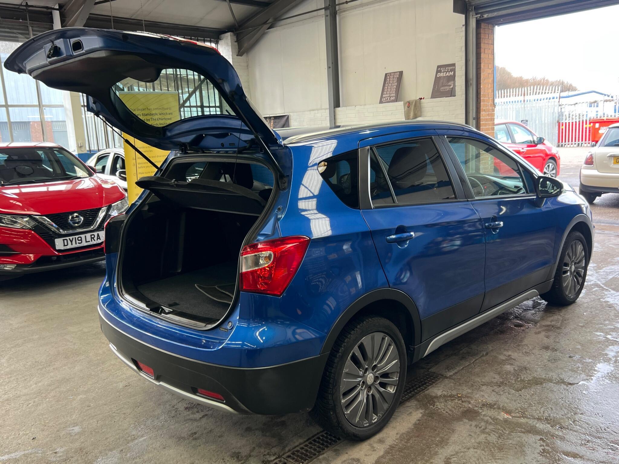 Suzuki SX4 S-Cross - Image 25