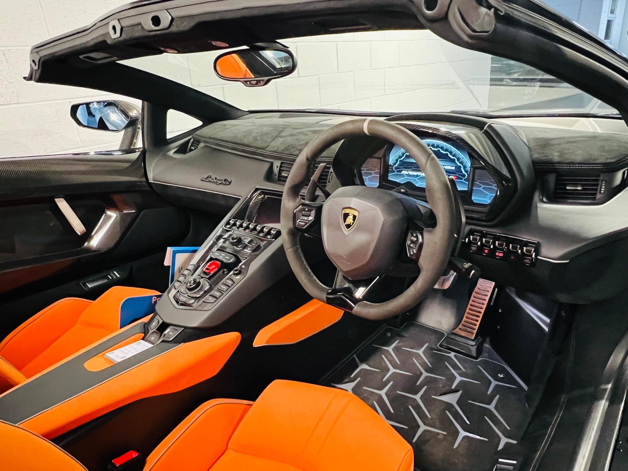 Lamborghini Aventador - Image 15