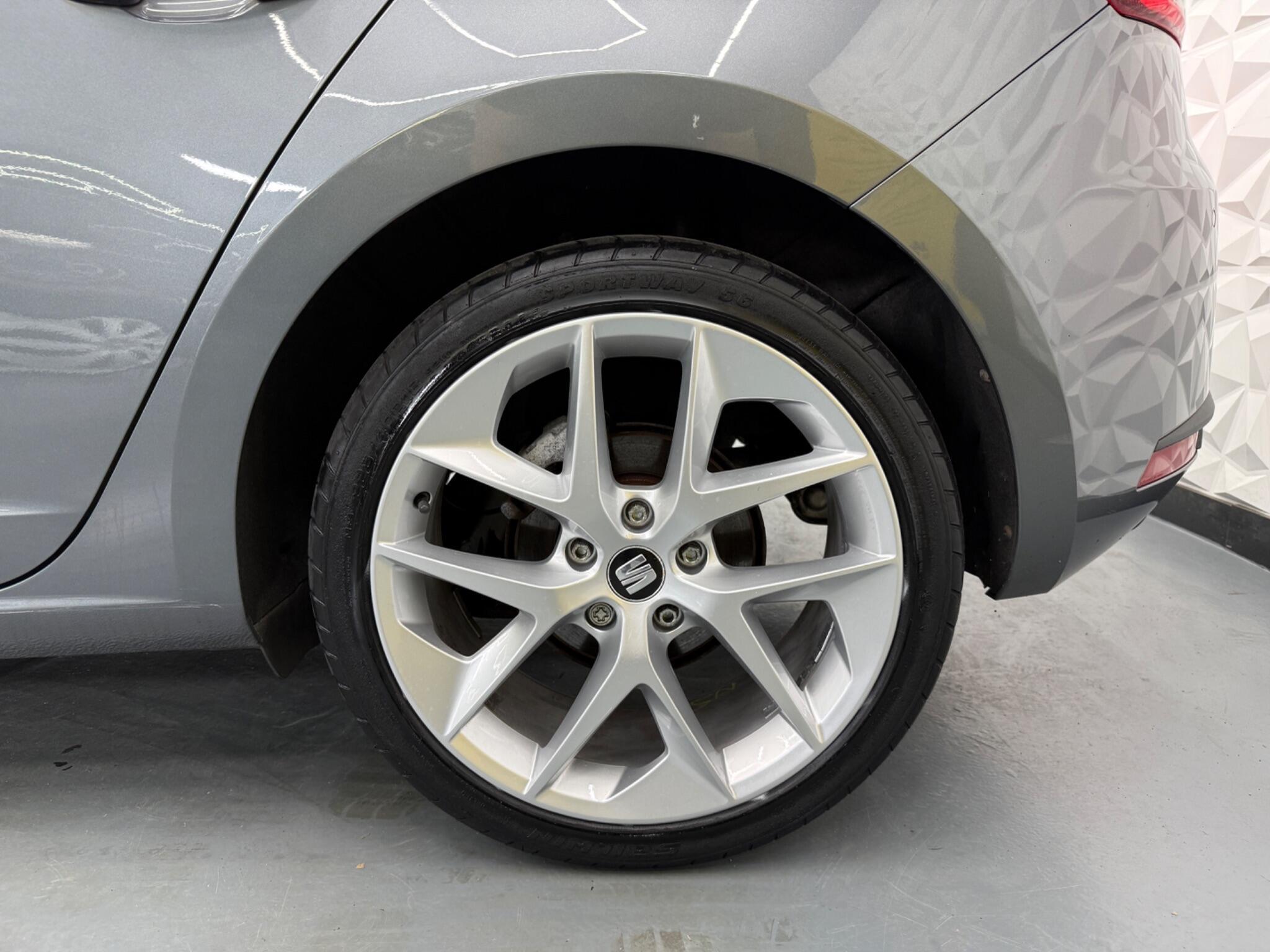 SEAT Leon - Image 9