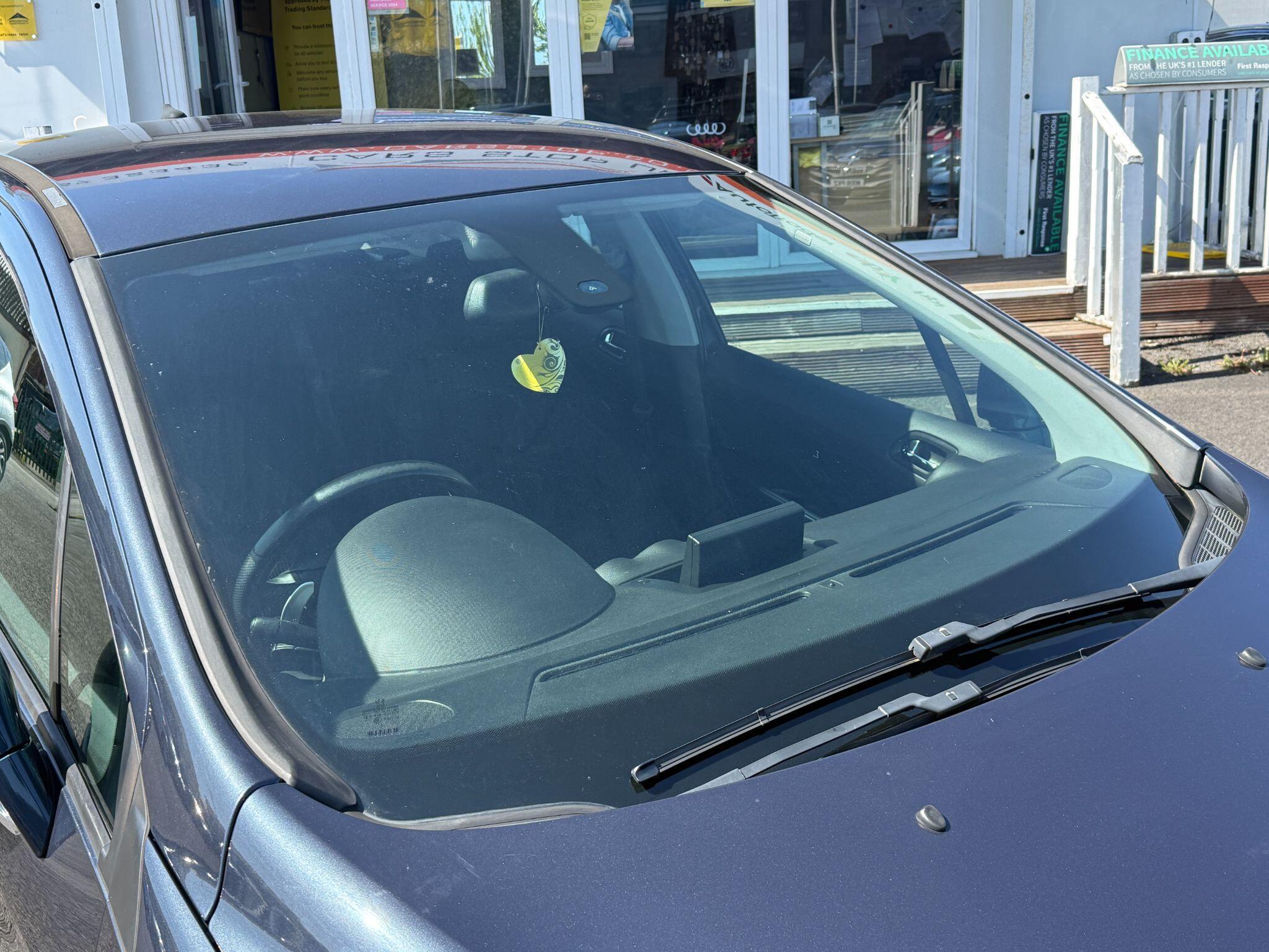 Peugeot 308 - Image 14