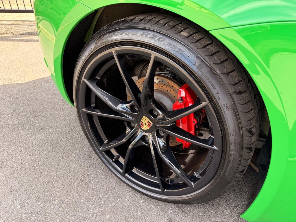 Porsche 718 Cayman - Image 20