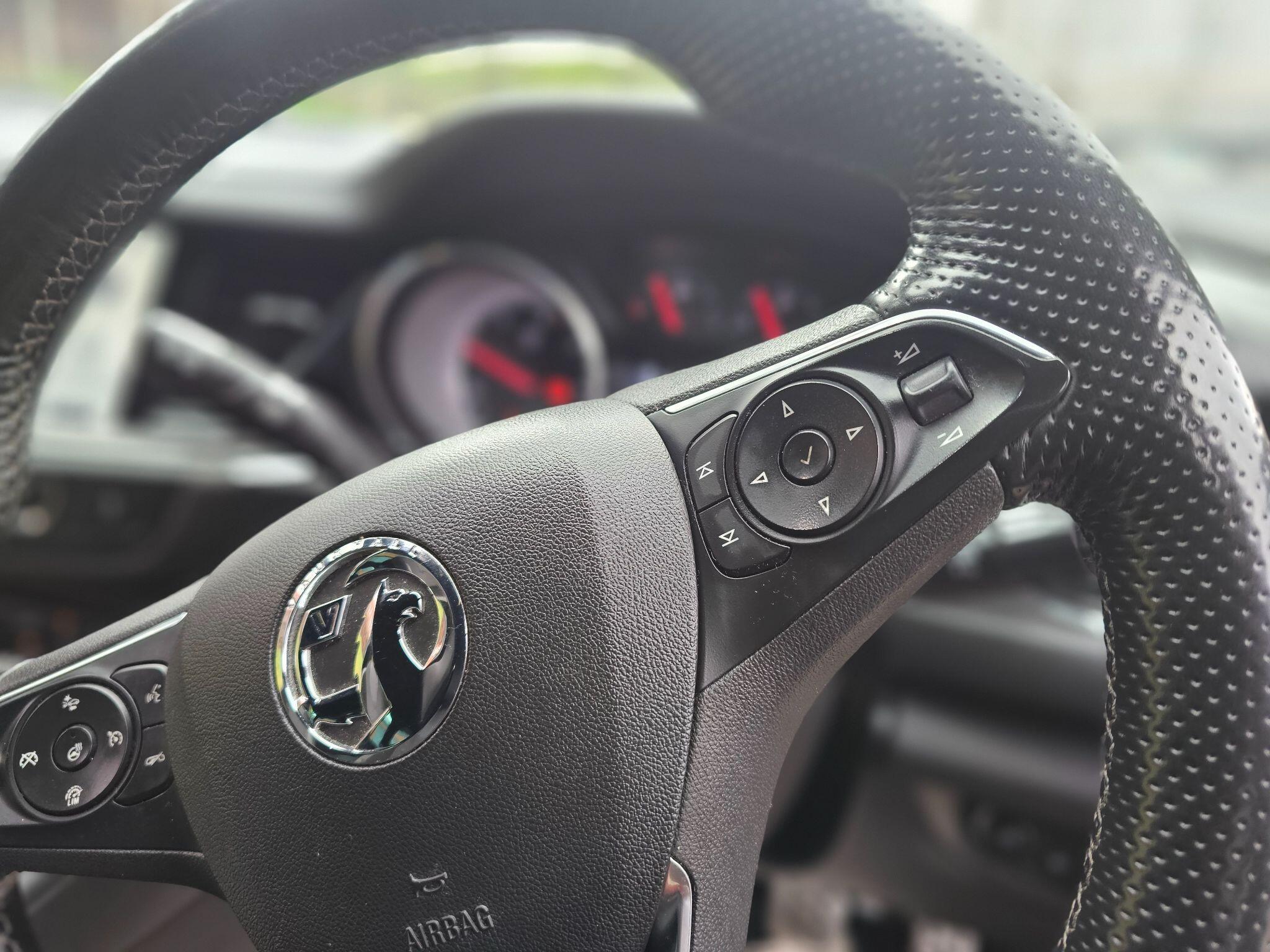 Vauxhall Insignia - Image 17