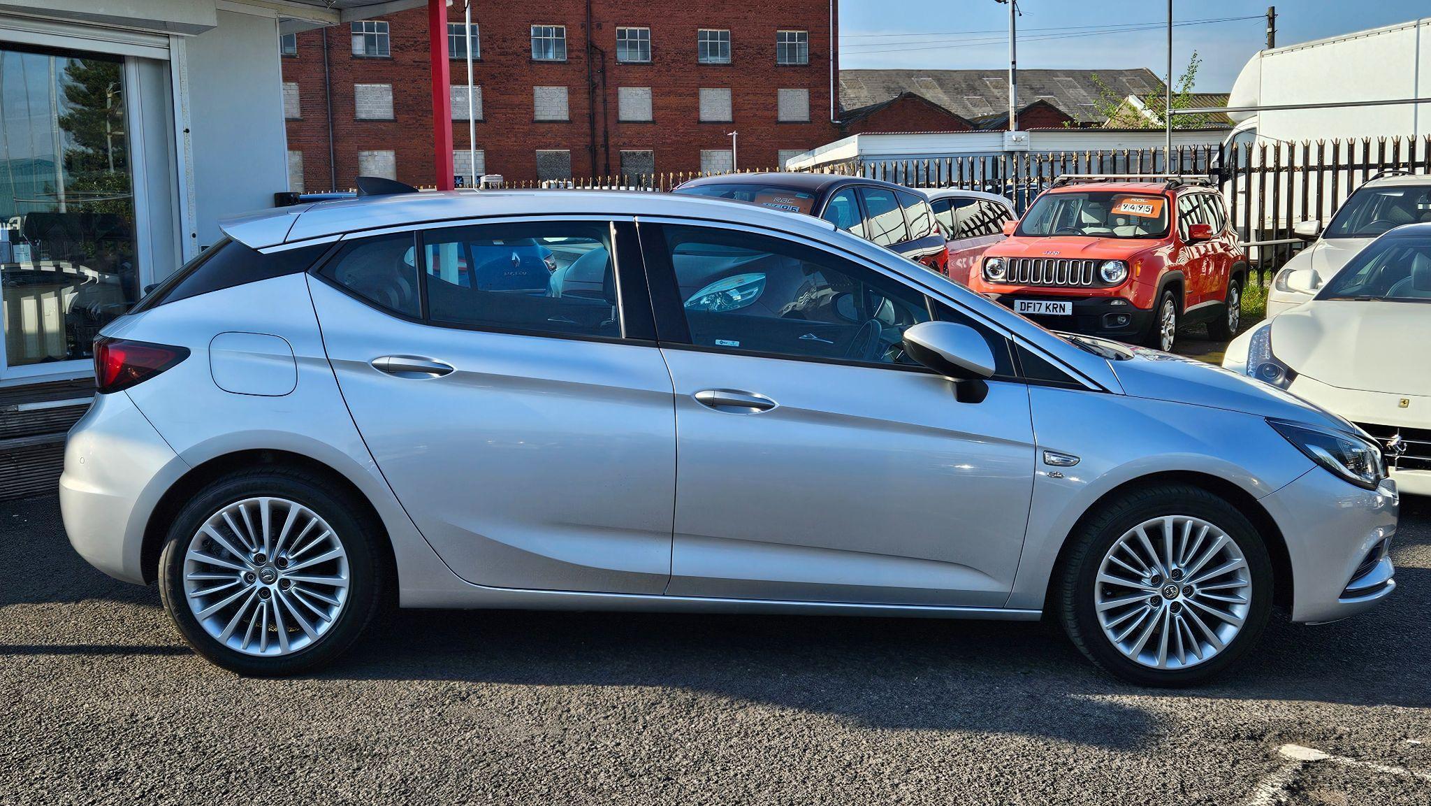 Vauxhall Astra - Image 15
