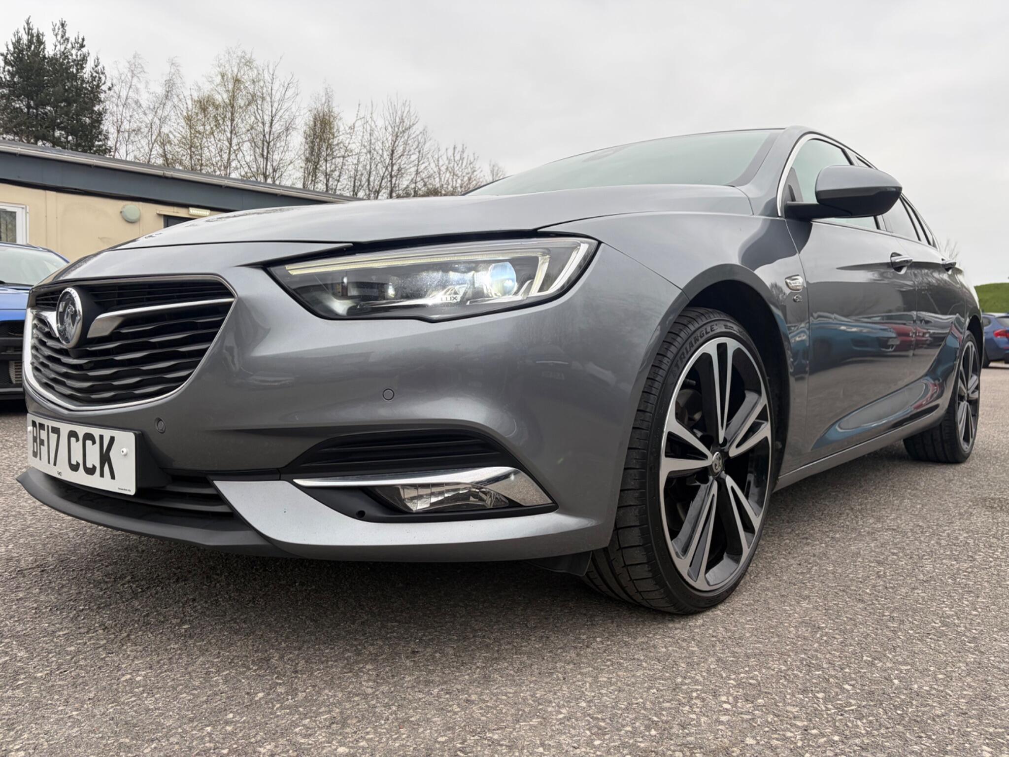 Vauxhall Insignia - Image 7