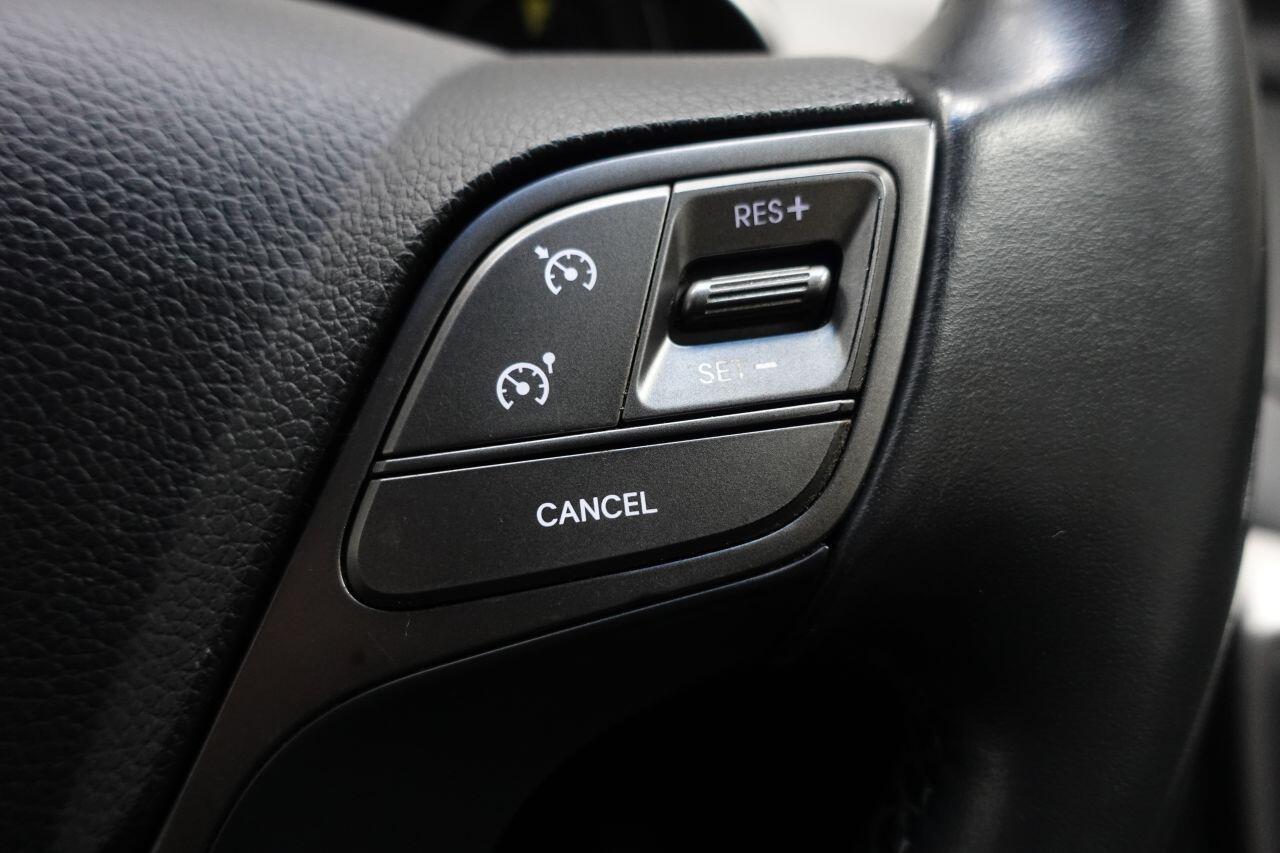 Hyundai Santa Fe - Image 35