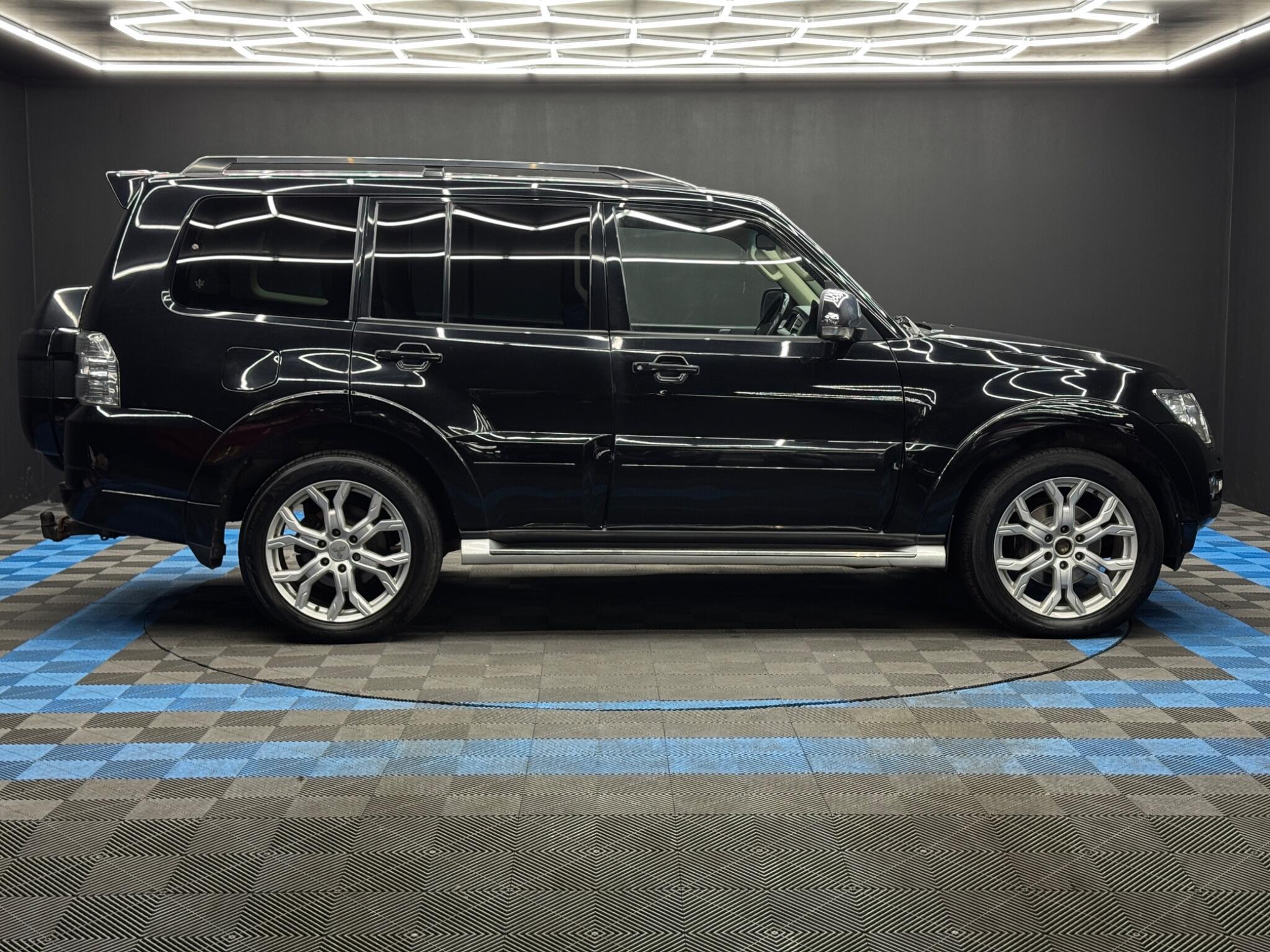 Mitsubishi Shogun - Image 4