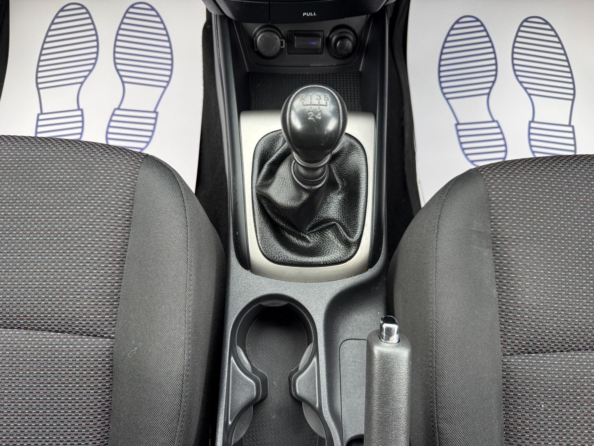 Hyundai i30 - Image 37