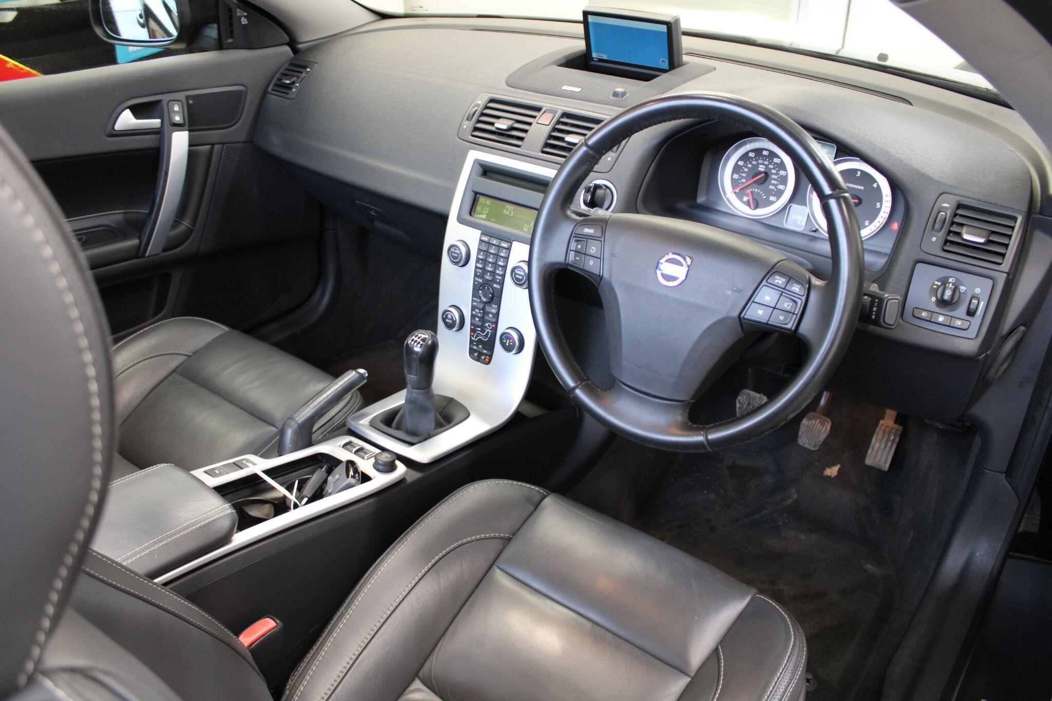 Volvo C70 - Image 38