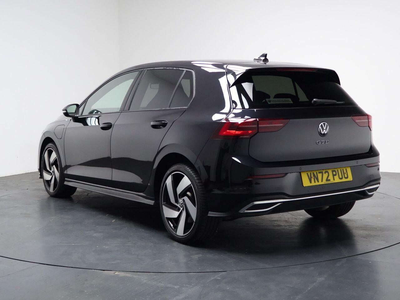 Volkswagen Golf - Image 9