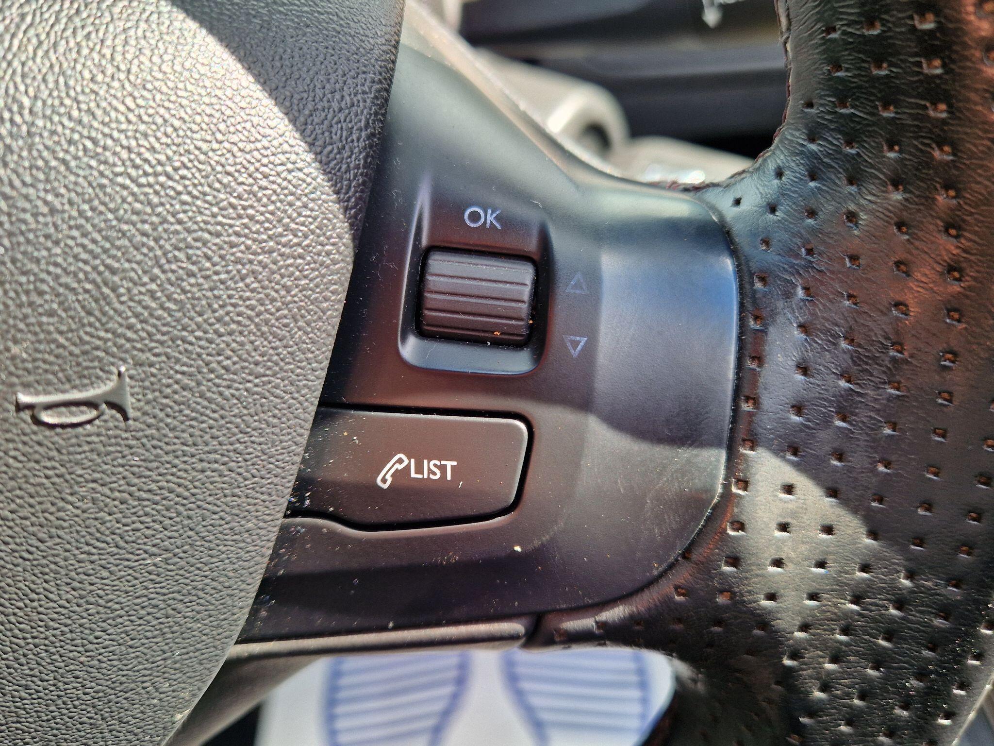Peugeot 208 - Image 47