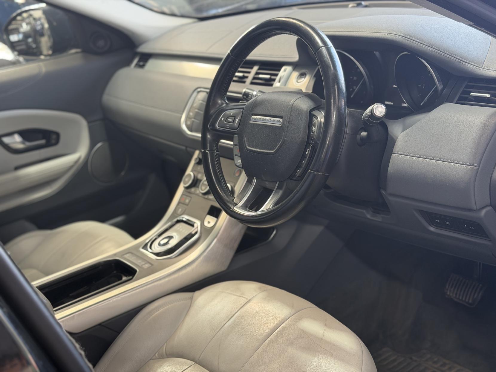 Land Rover Range Rover Evoque - Image 20