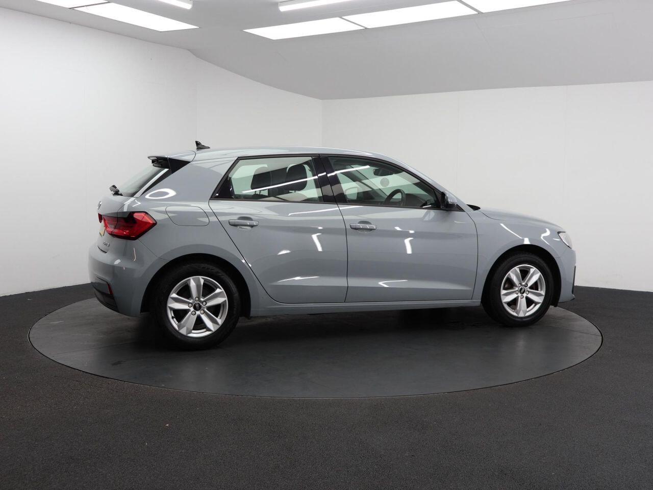 Audi A1 - Image 13