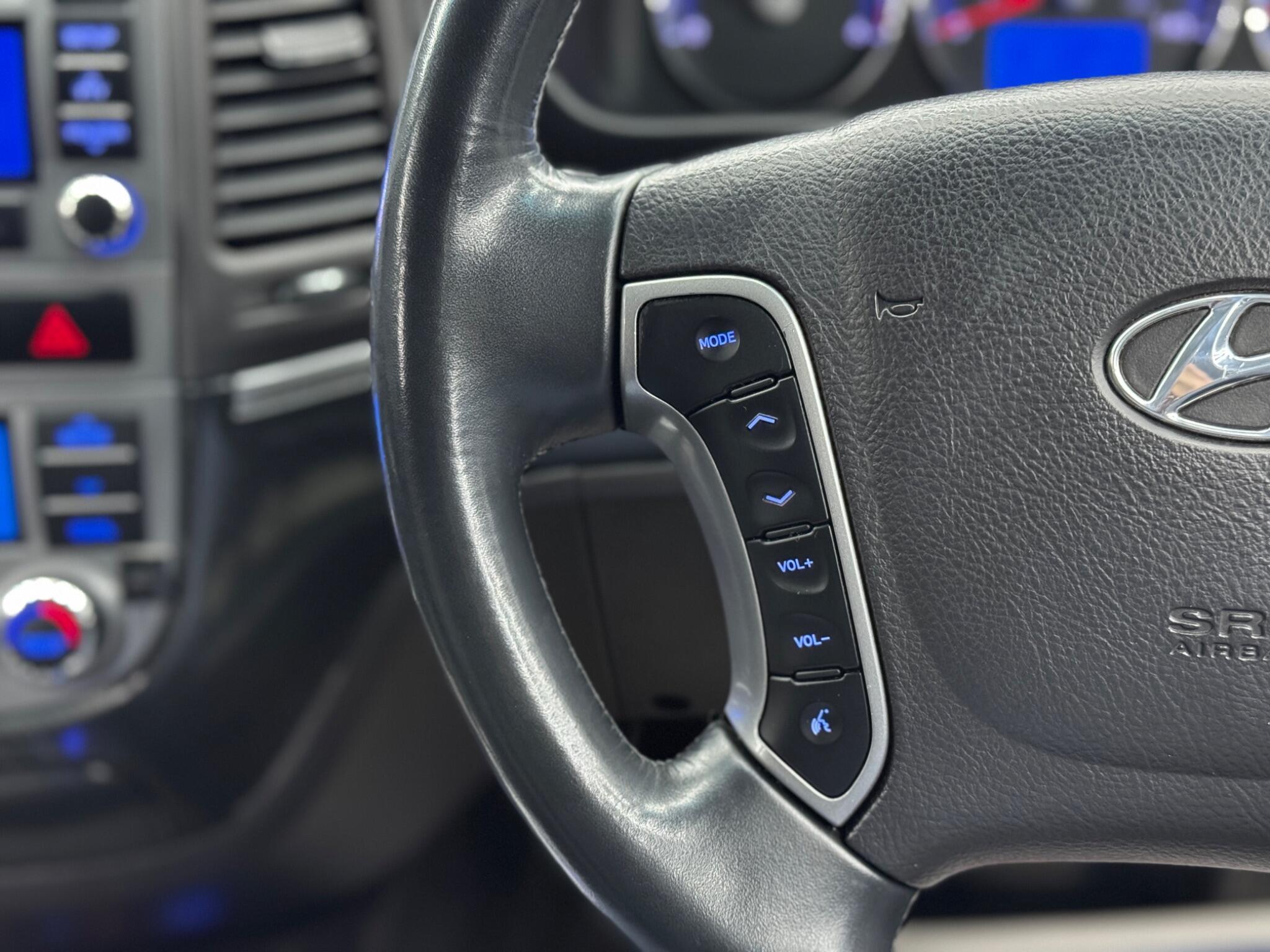 Hyundai Santa Fe - Image 20