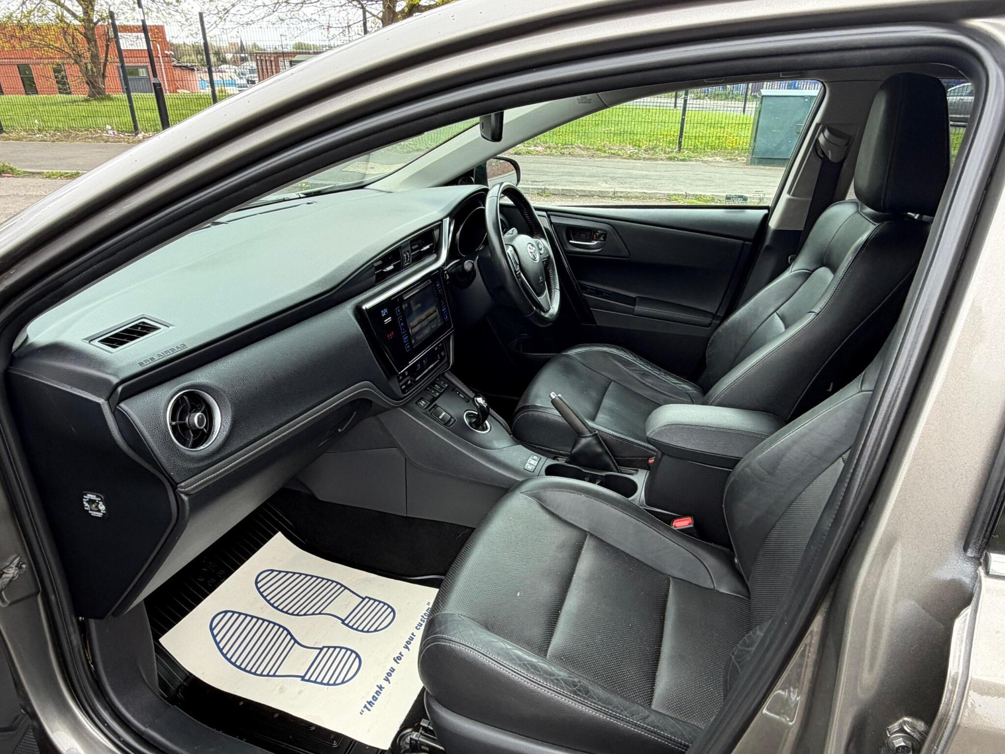 Toyota Auris - Image 29