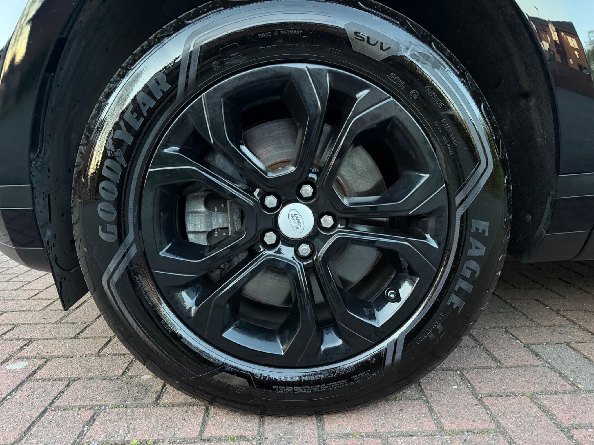 Land Rover Range Rover Evoque - Image 29