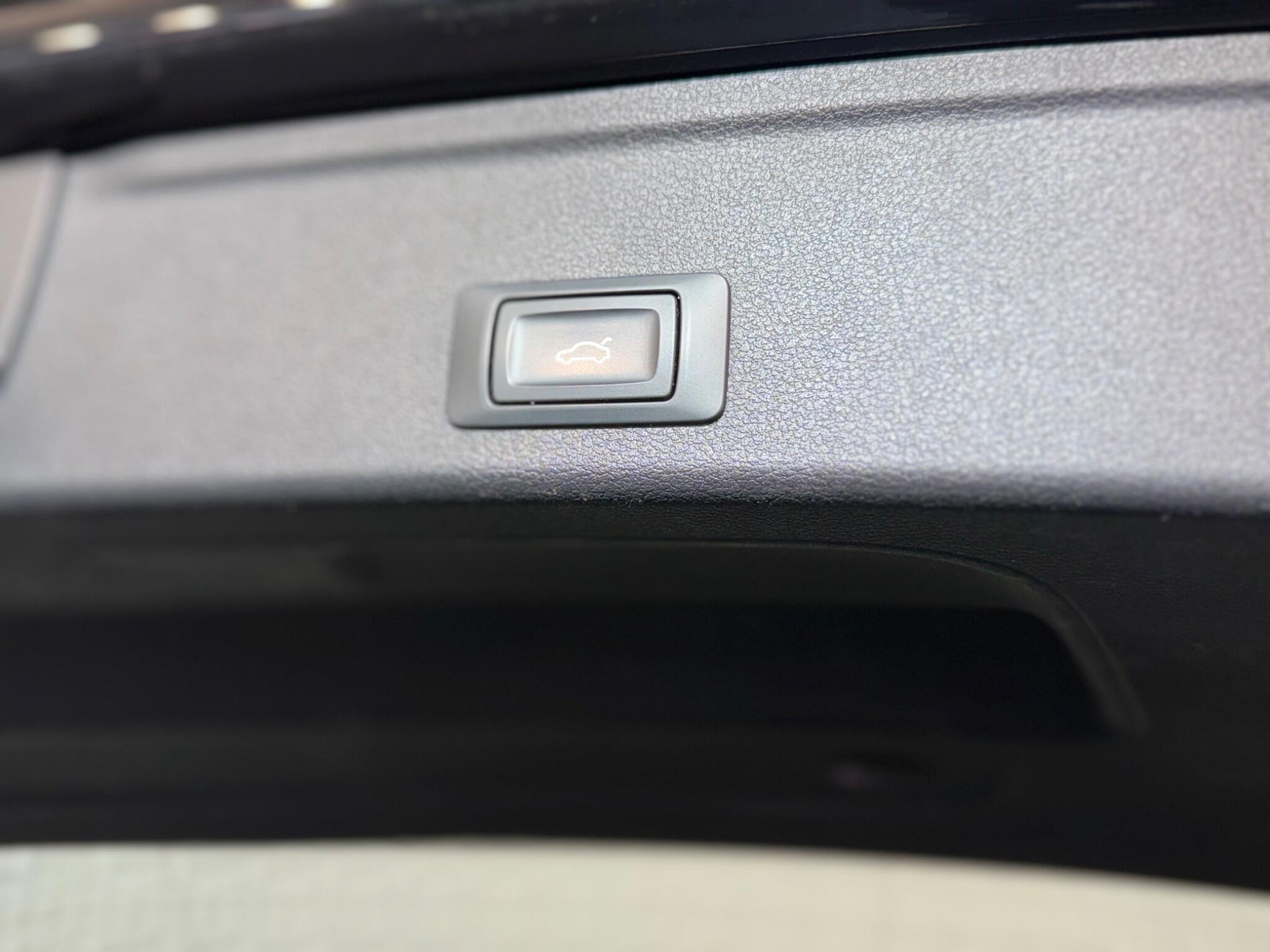 Audi A4 Avant - Image 12