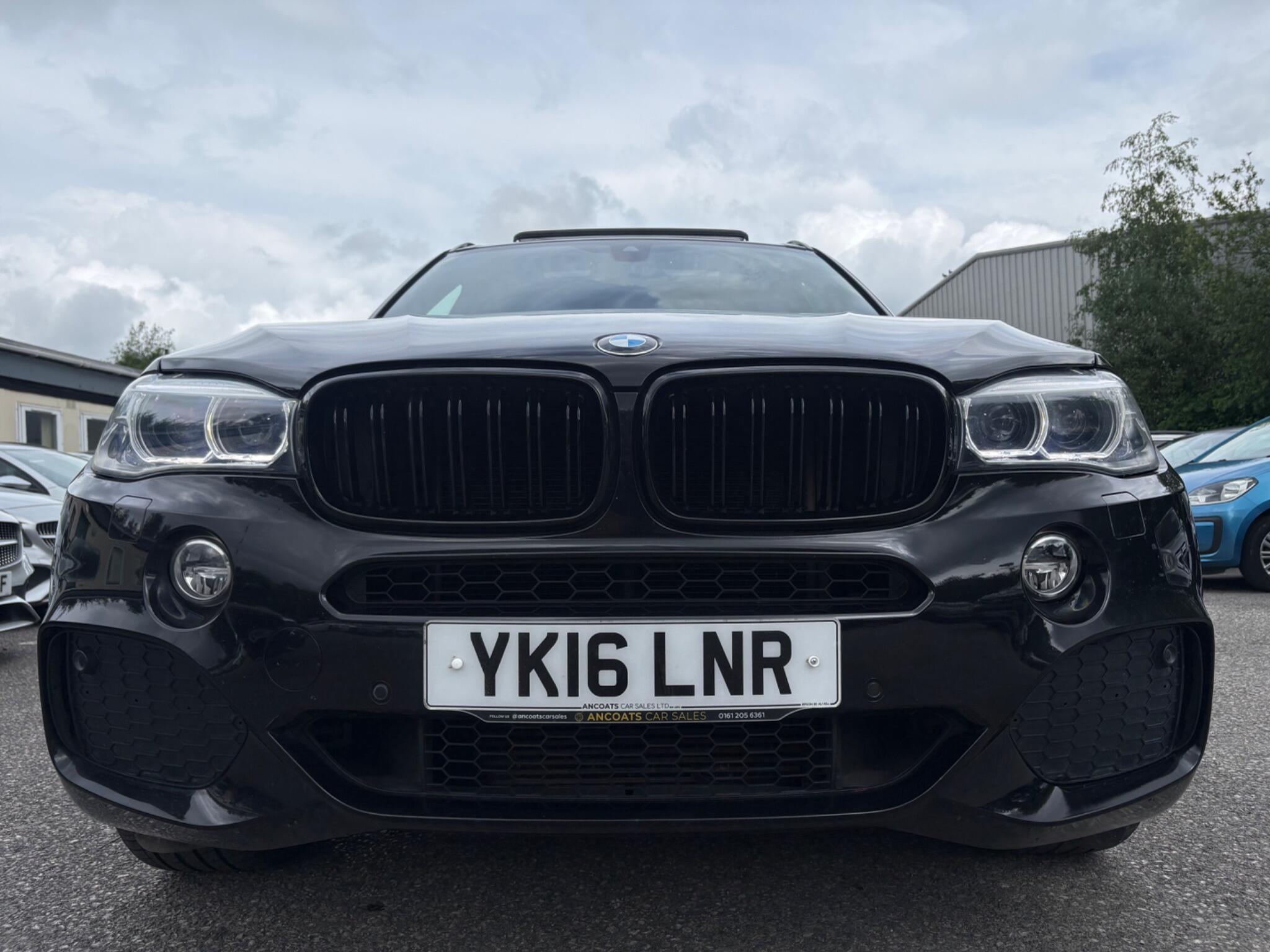BMW X5 - Image 3