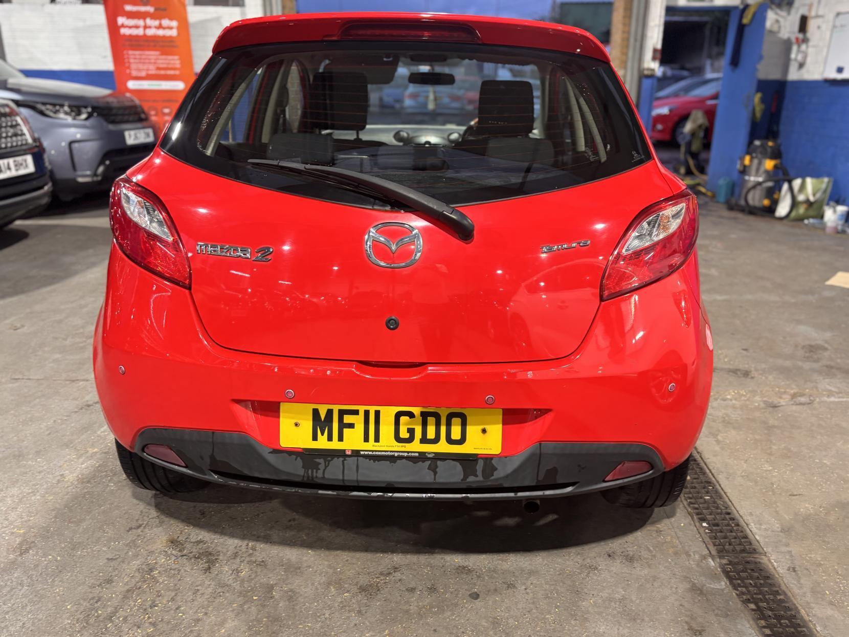 Mazda MAZDA2 - Image 6