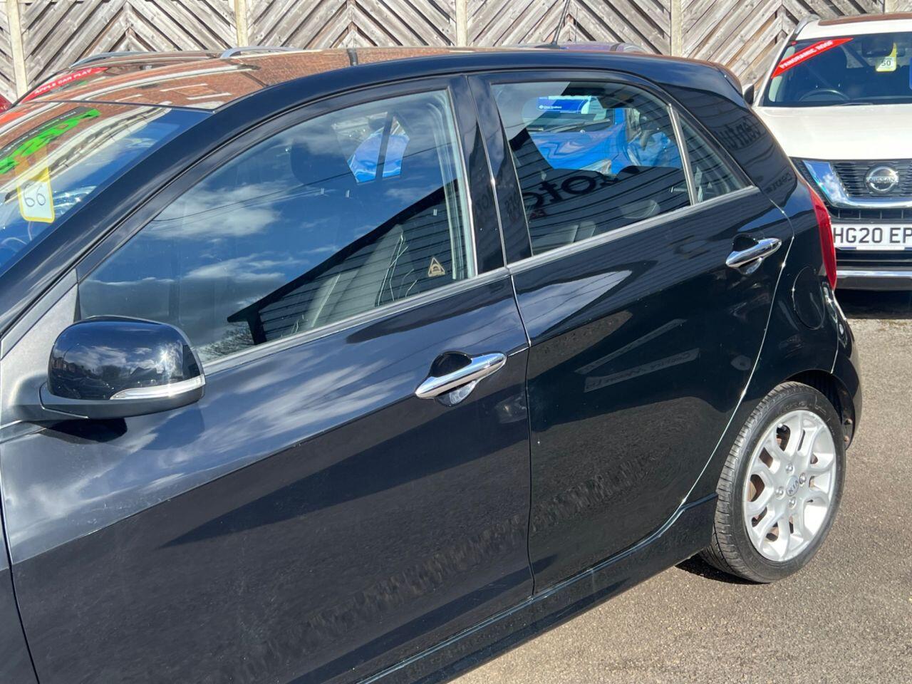 Kia Picanto - Image 13