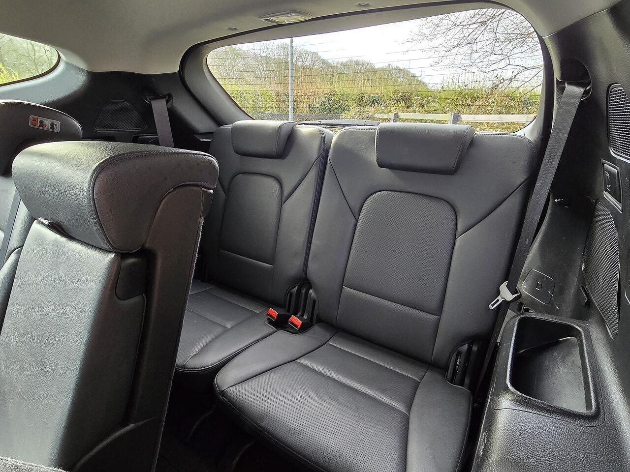 Hyundai Santa Fe - Image 9