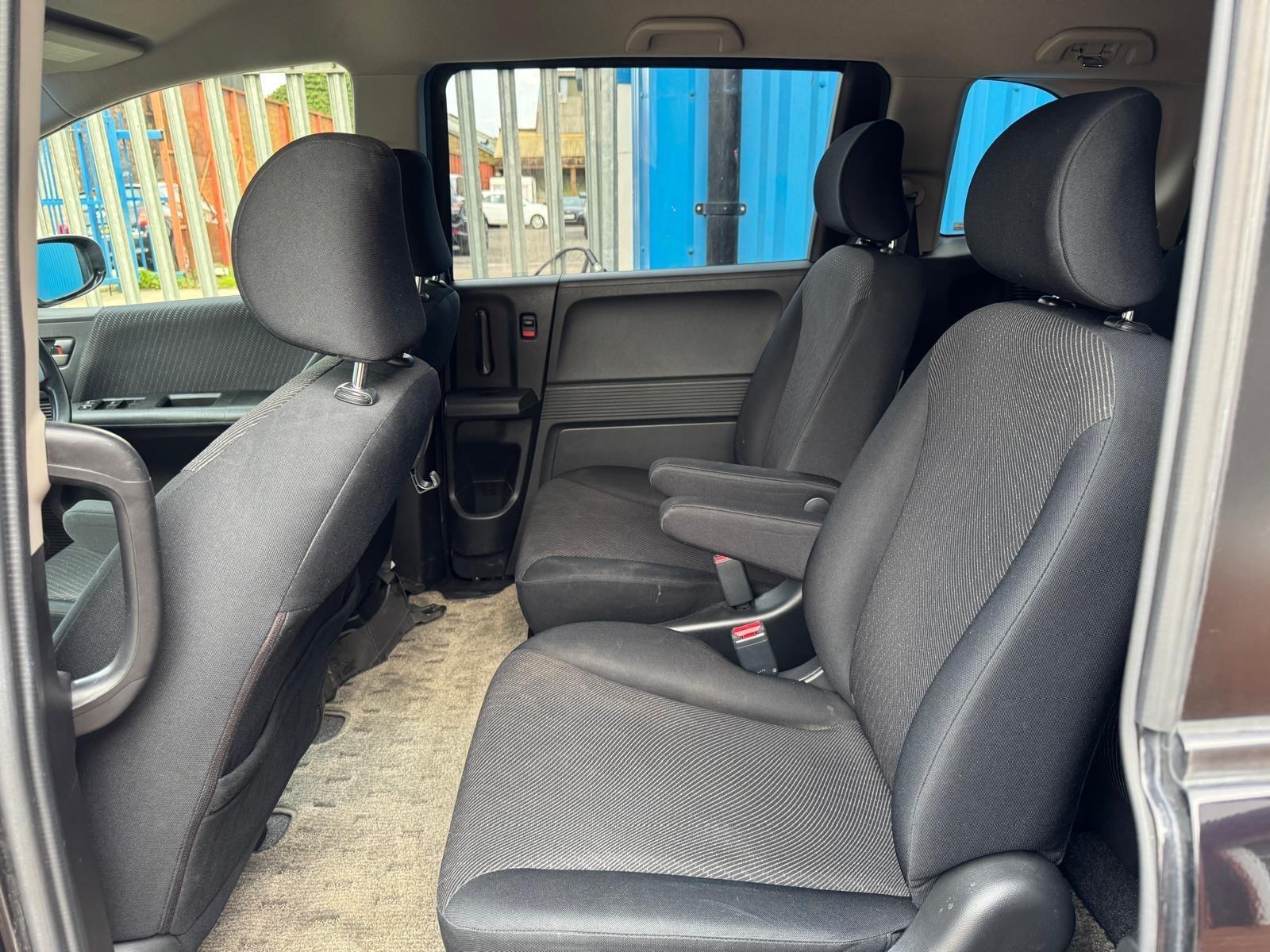 Honda Freed - Image 12