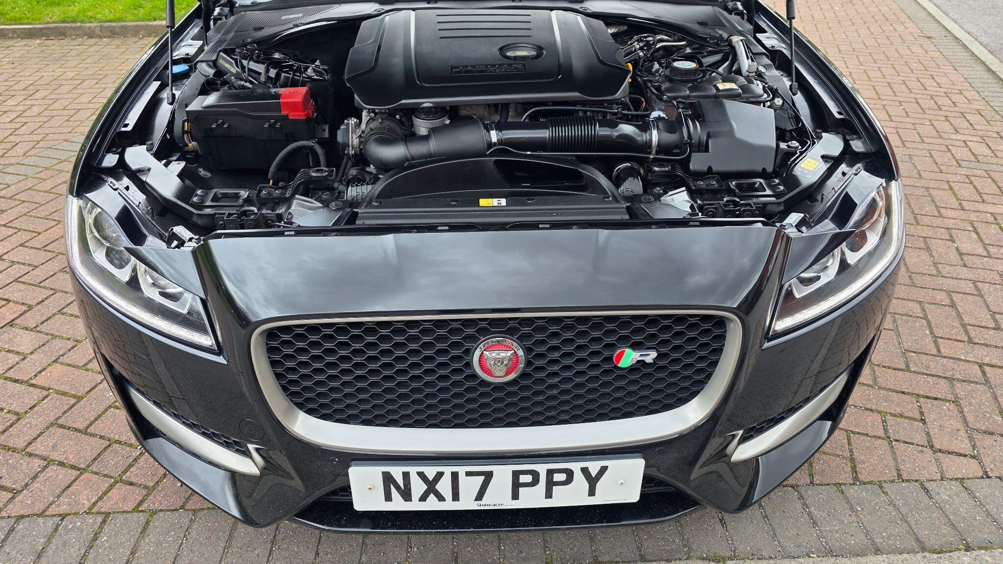 Jaguar XF - Image 59