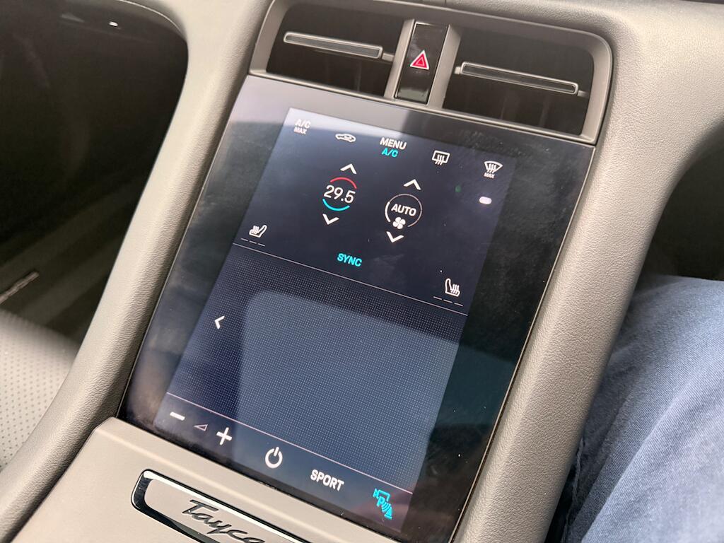 Porsche Taycan - Image 44