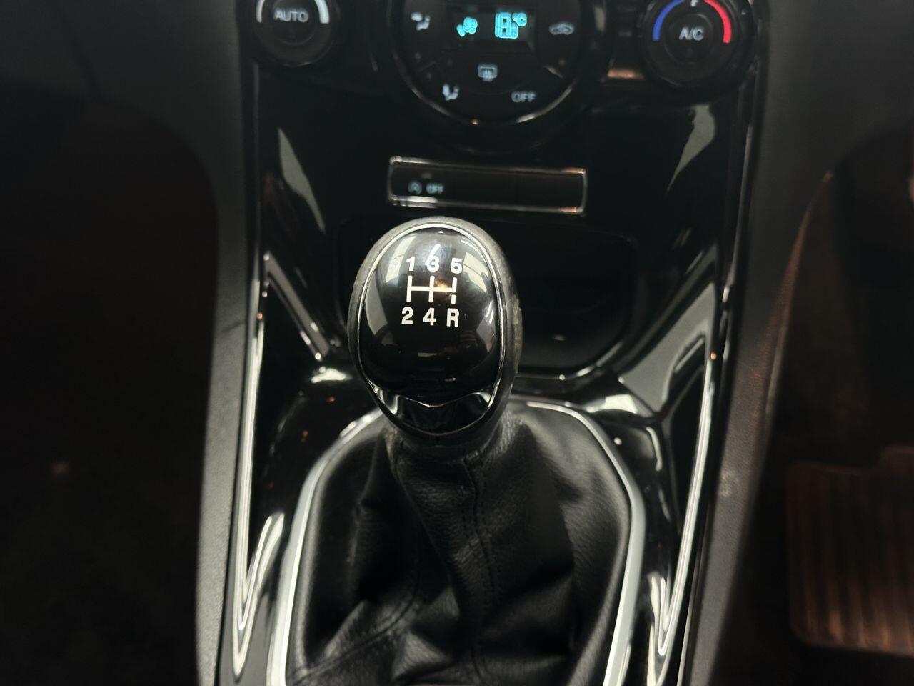 Ford Fiesta - Image 19