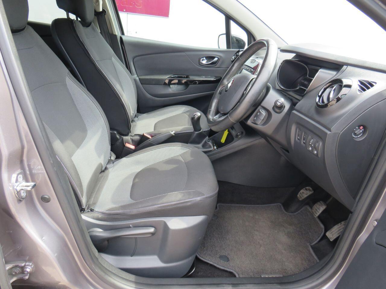 Renault Captur - Image 7
