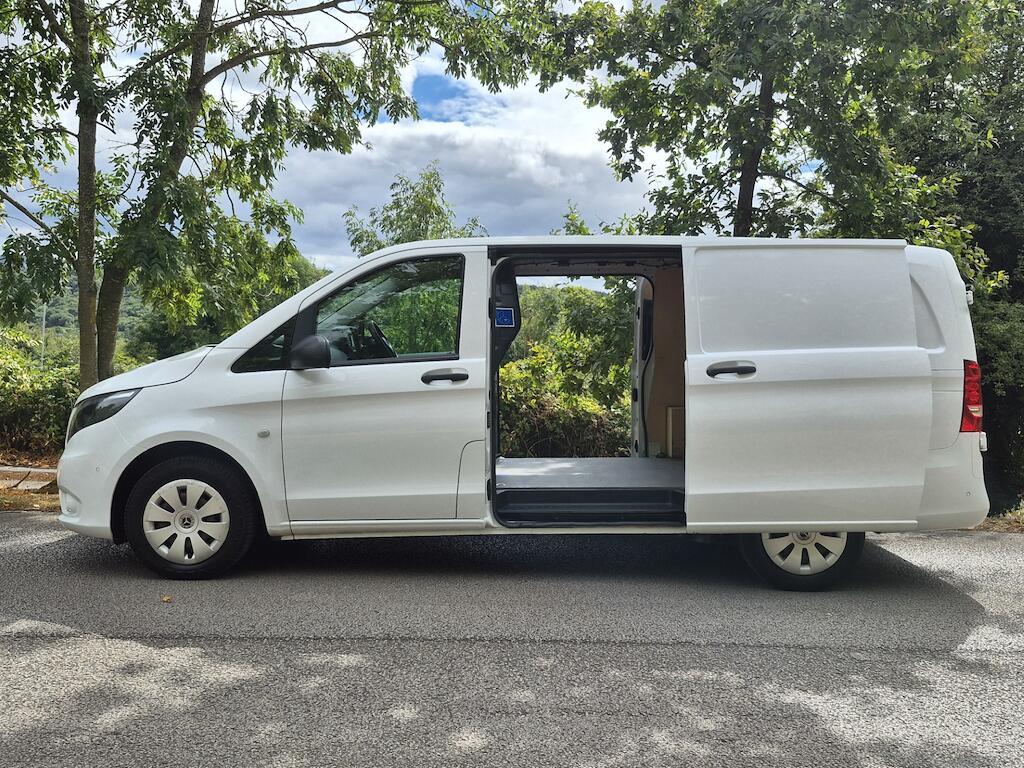 Mercedes Vito - Image 12