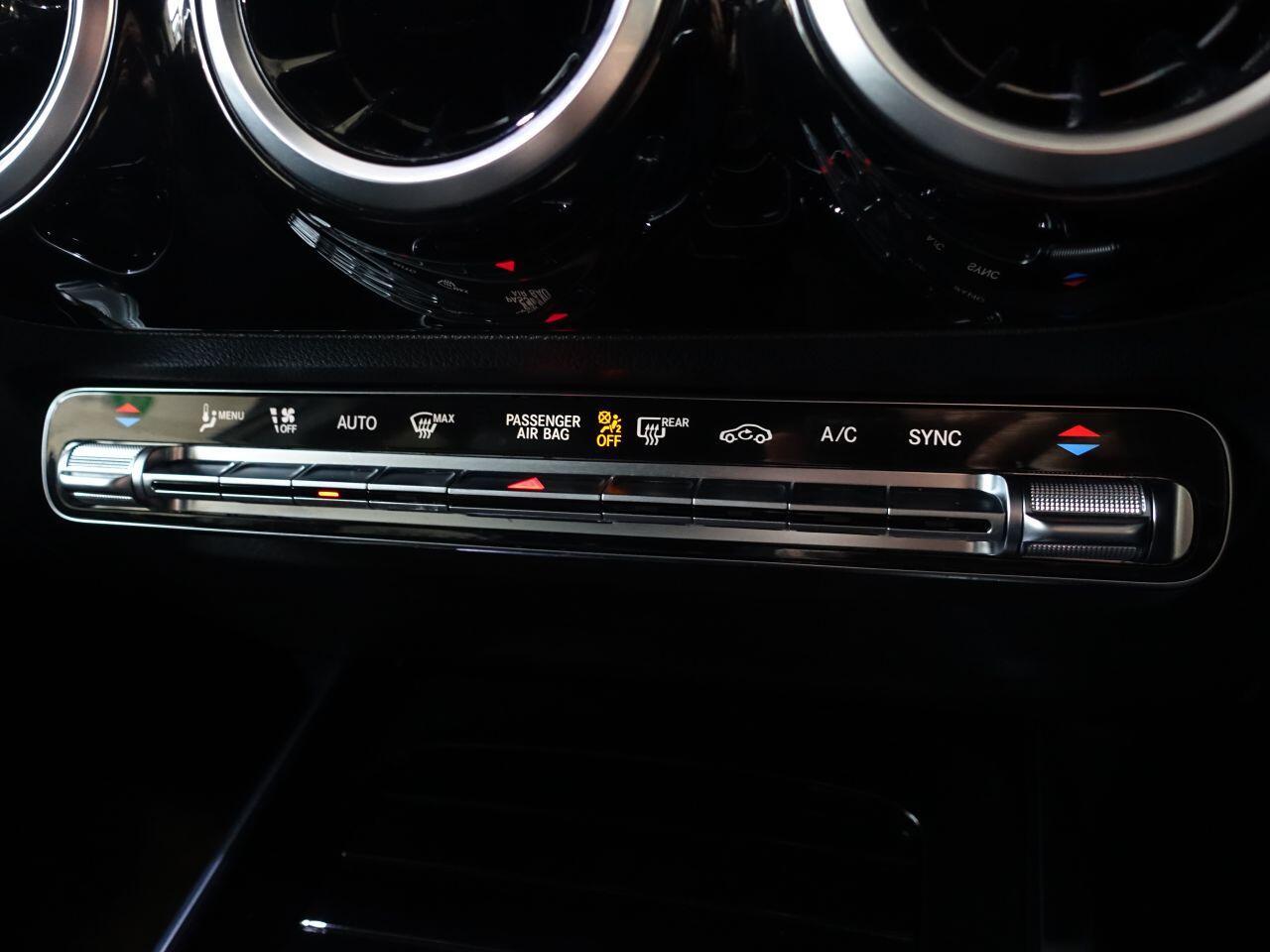 Mercedes-benz GLA - Image 18