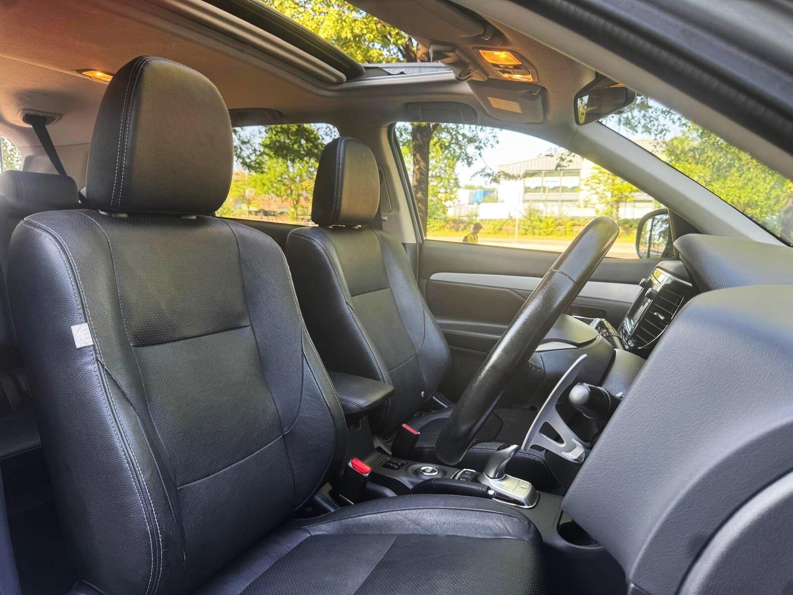 Mitsubishi Outlander - Image 20