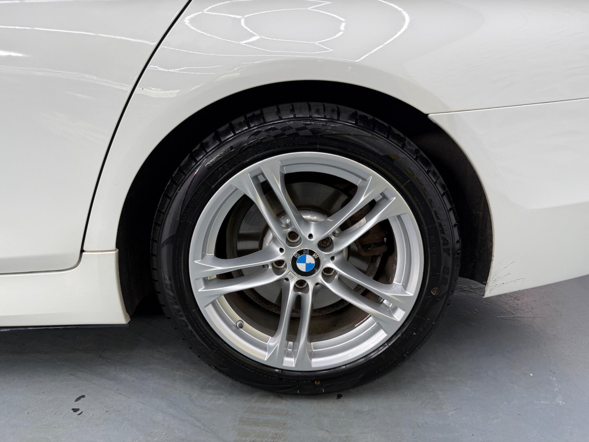 BMW 5 Series - Image 10