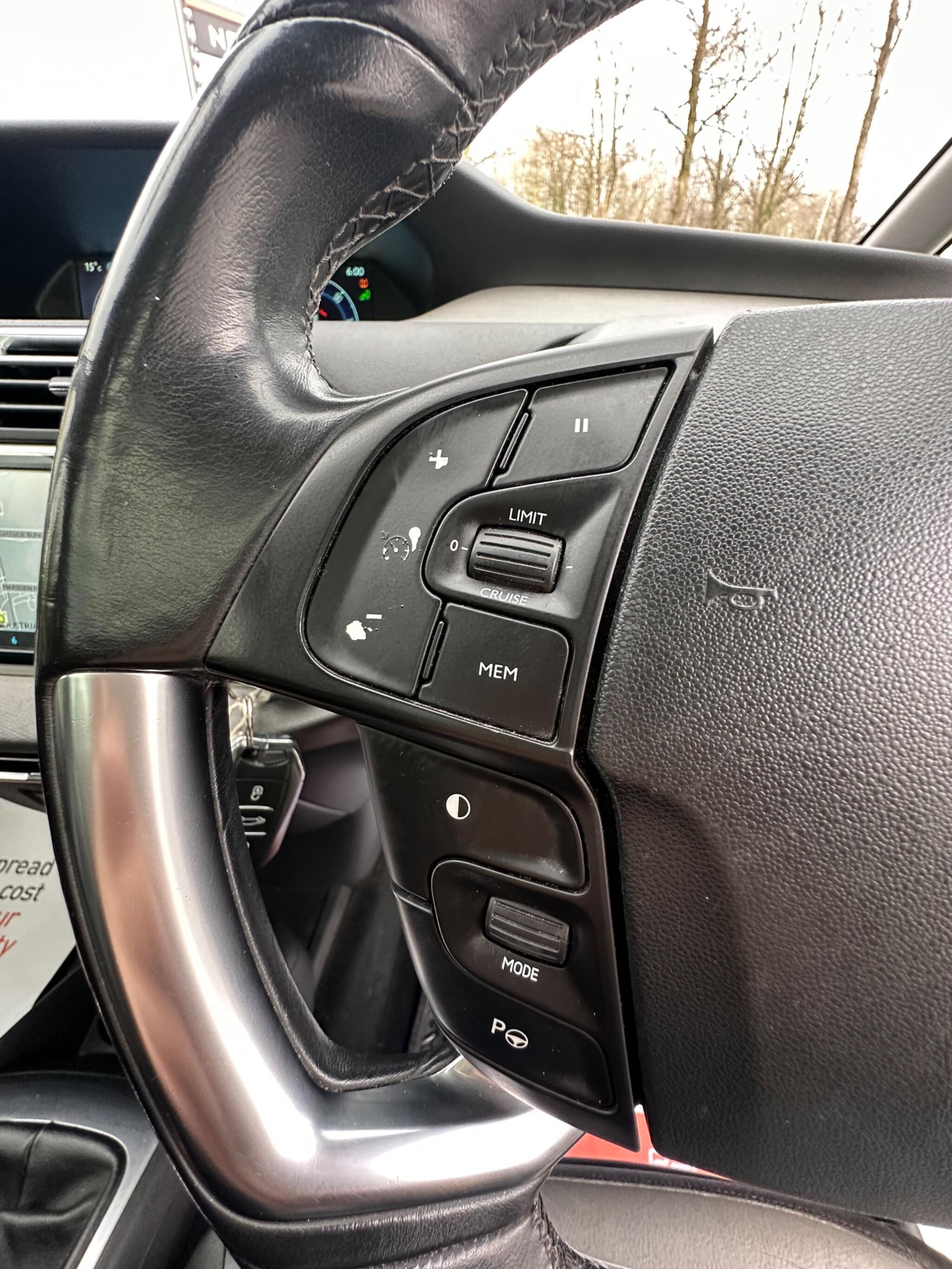 Citroen Grand C4 Picasso - Image 27