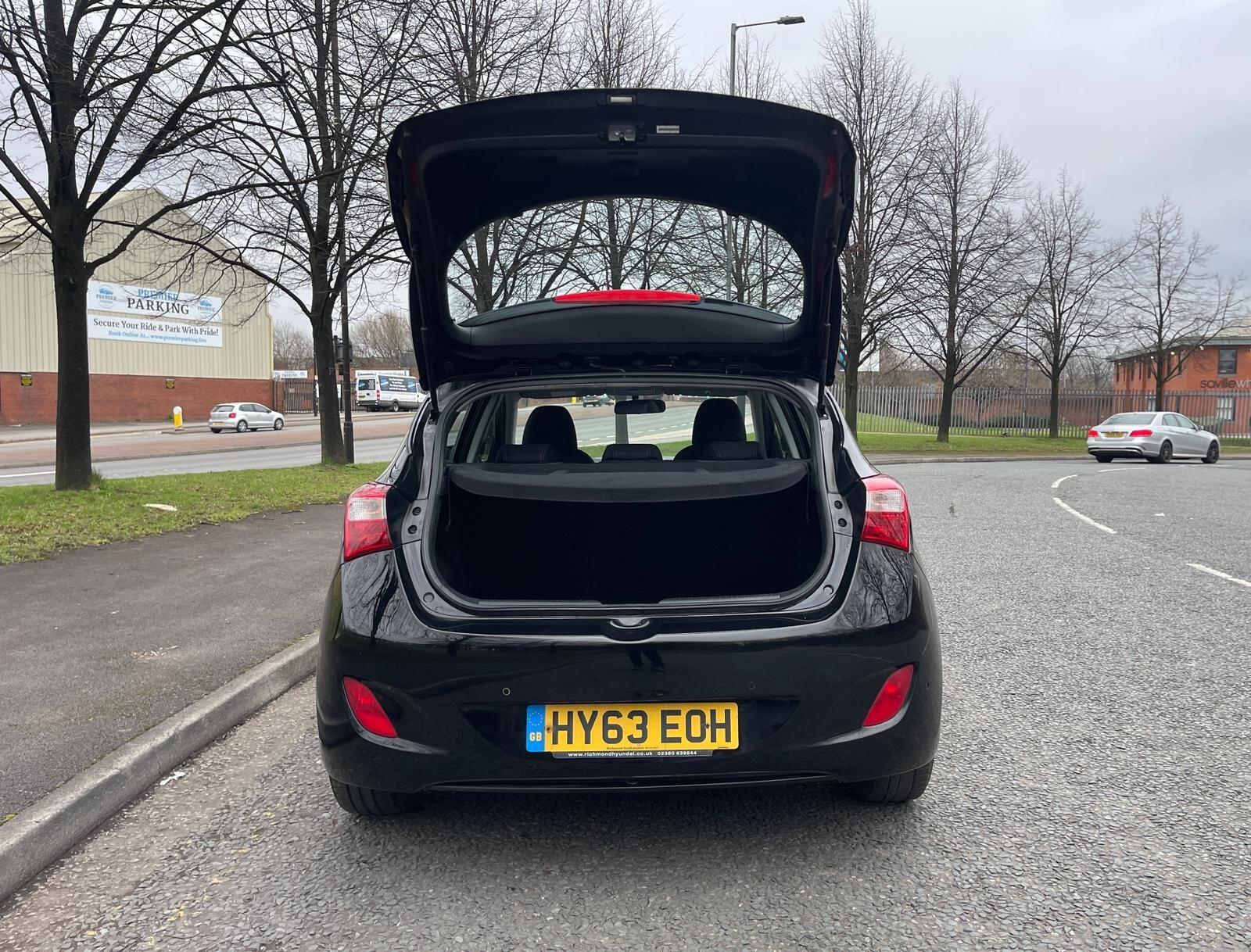 Hyundai i30 - Image 13