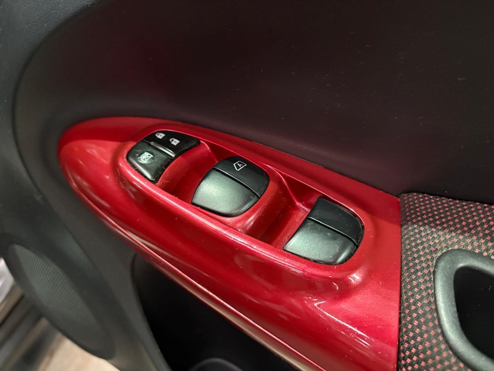 Nissan Juke - Image 10