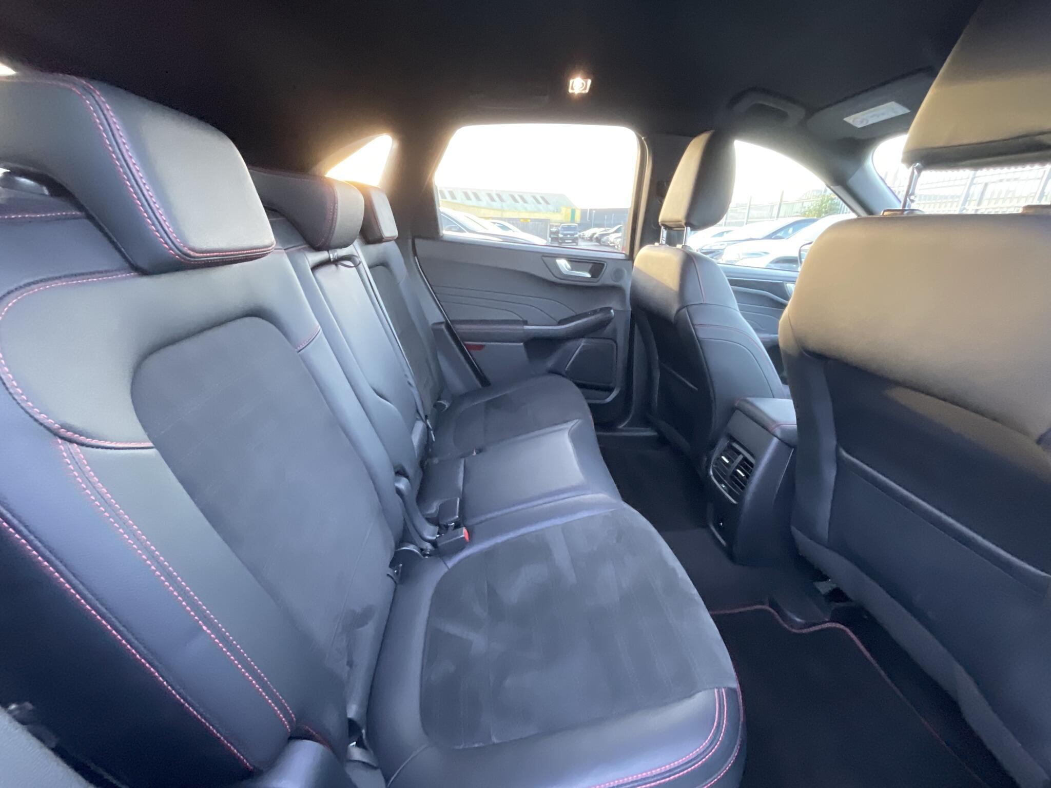 Ford Kuga - Image 11