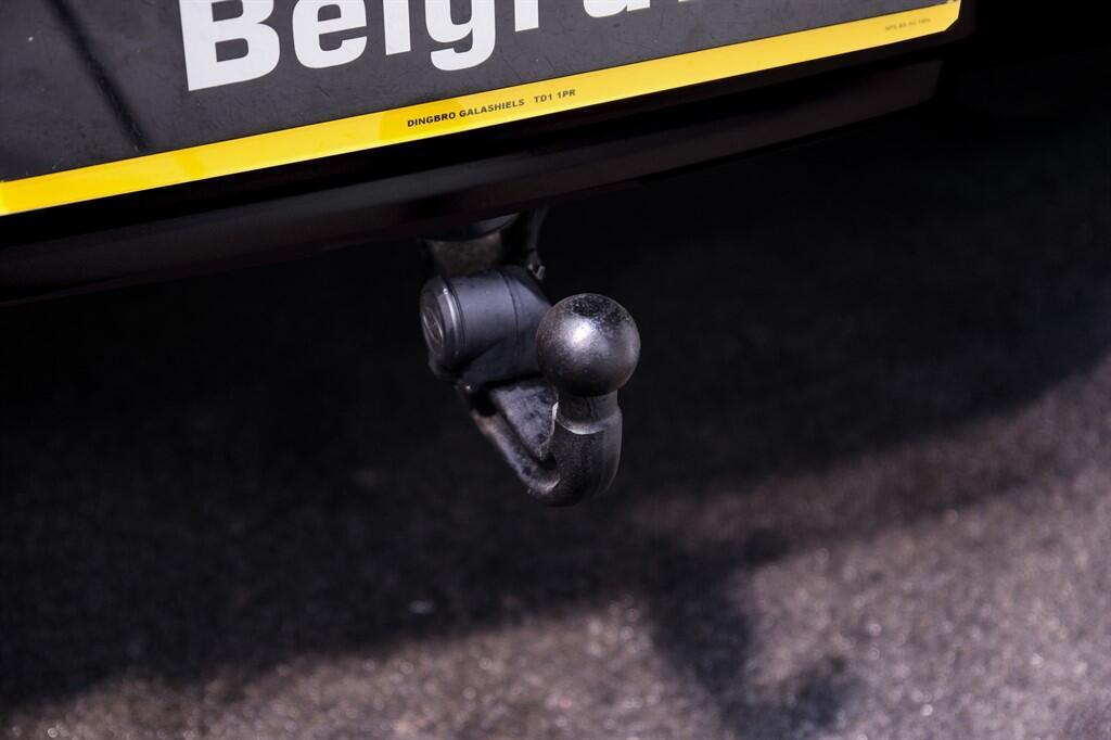 Land Rover Defender 90 - Image 22