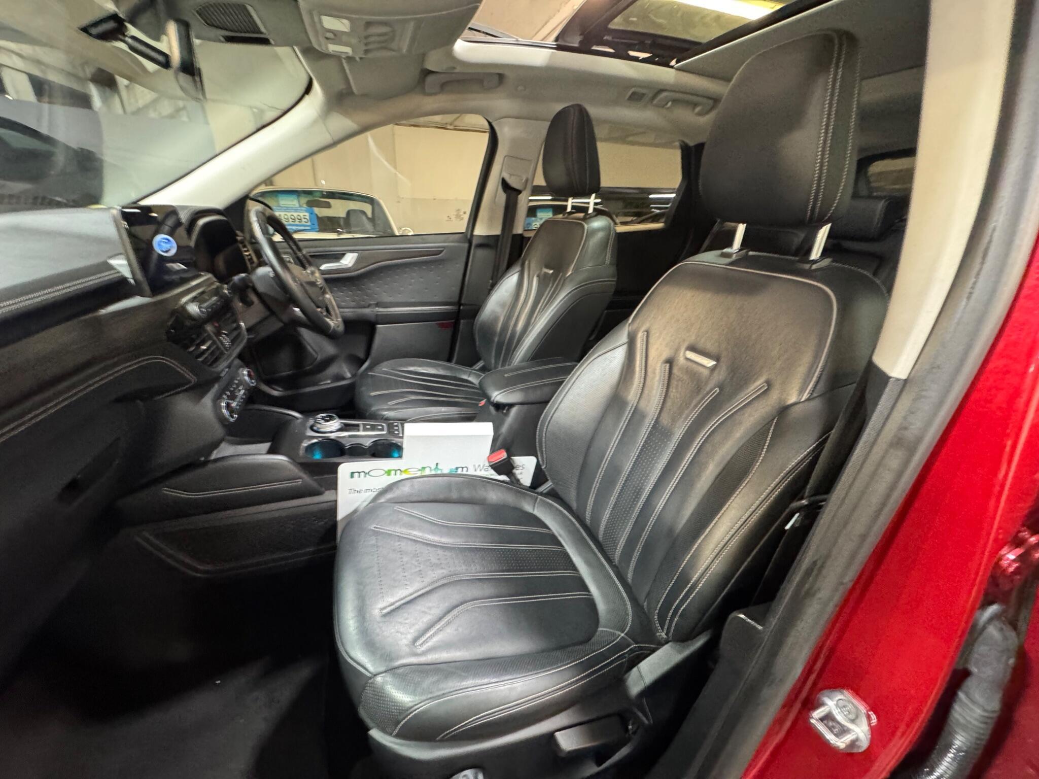 Ford Kuga - Image 10