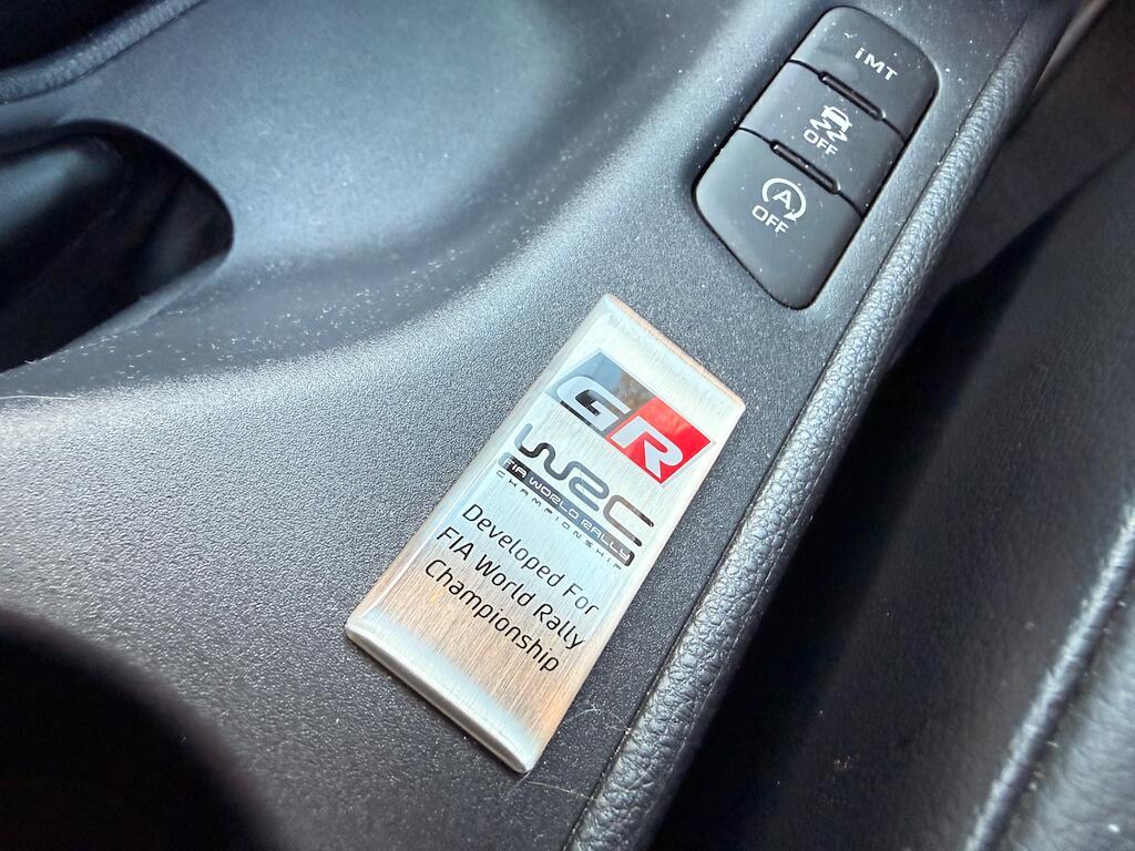 Toyota Yaris - Image 49