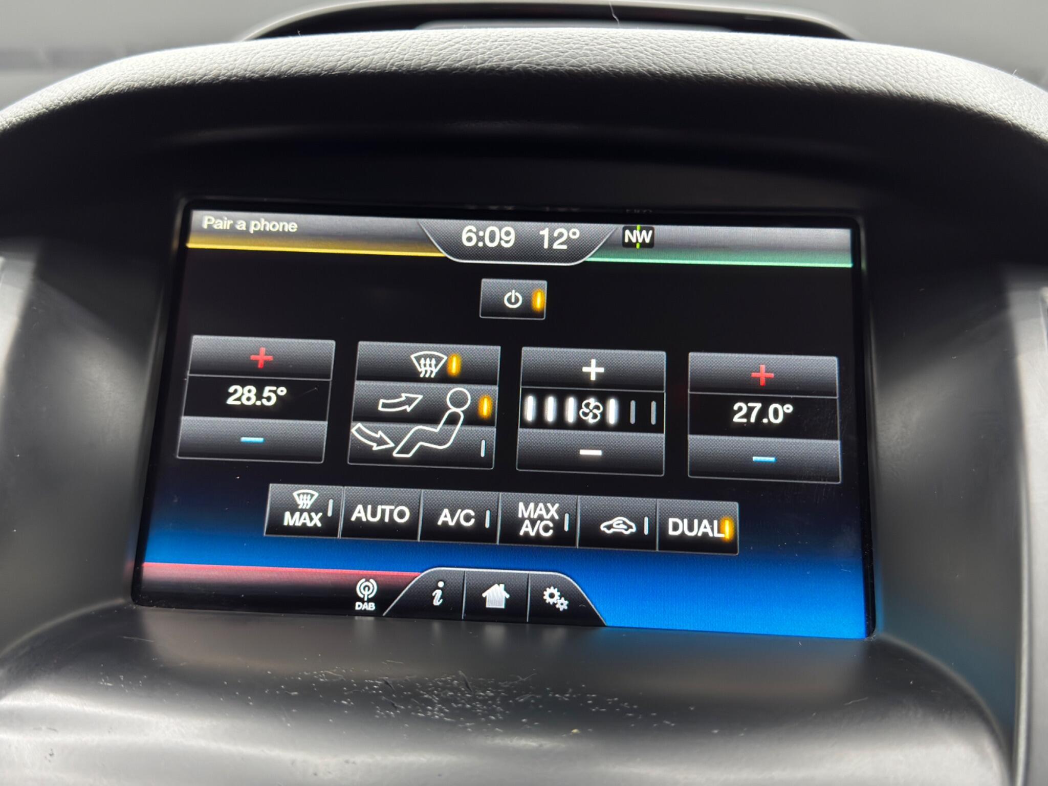 Ford Focus - Image 34