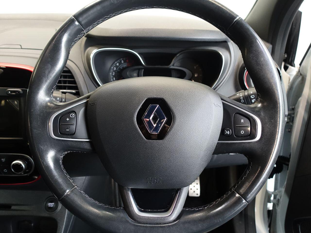 Renault Captur - Image 19