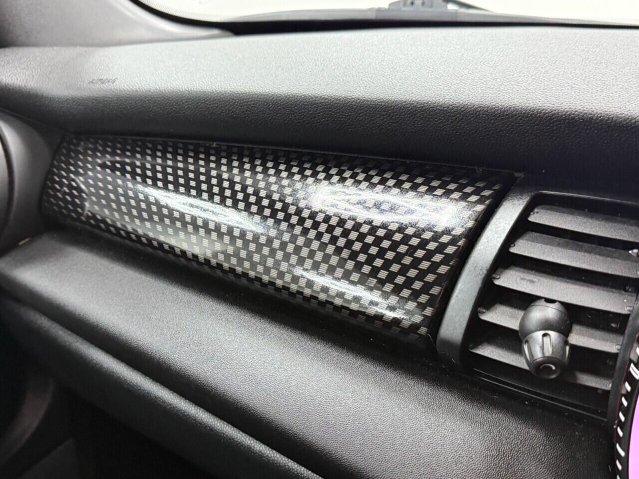 MINI Hatch - Image 28