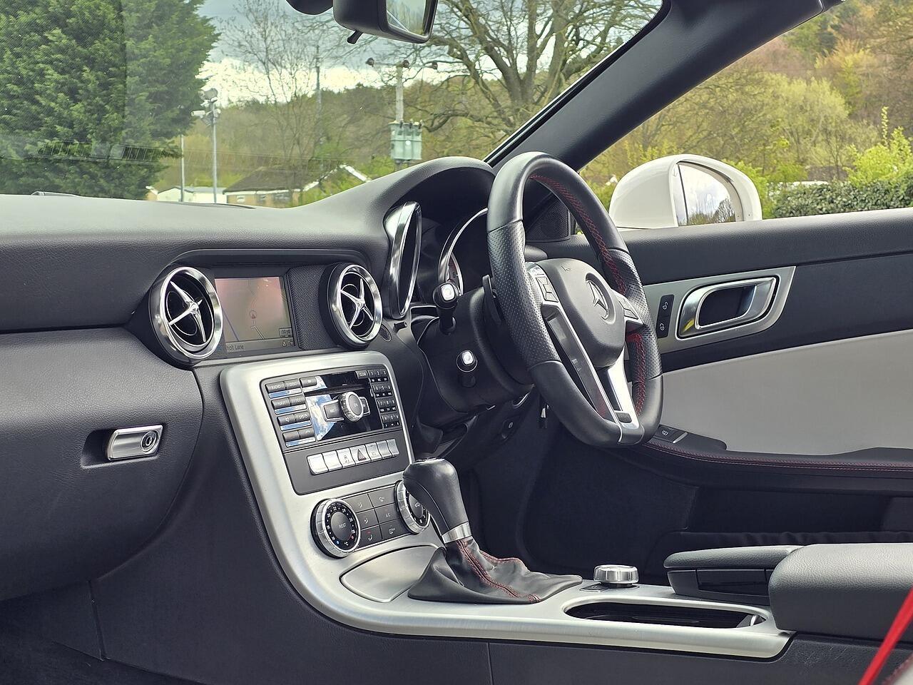 Mercedes SLK - Image 2