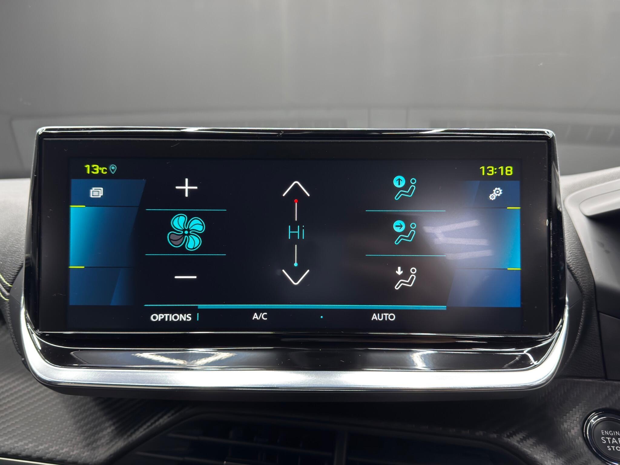 Peugeot E-208 - Image 31