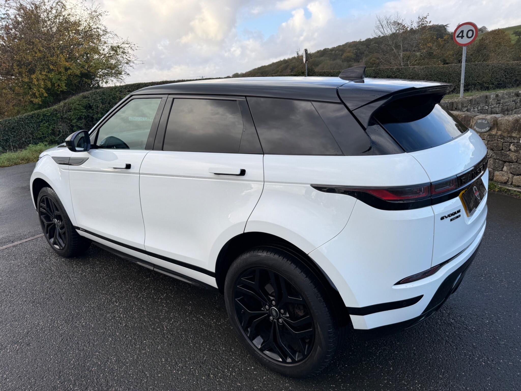 Land Rover Range Rover Evoque - Image 8